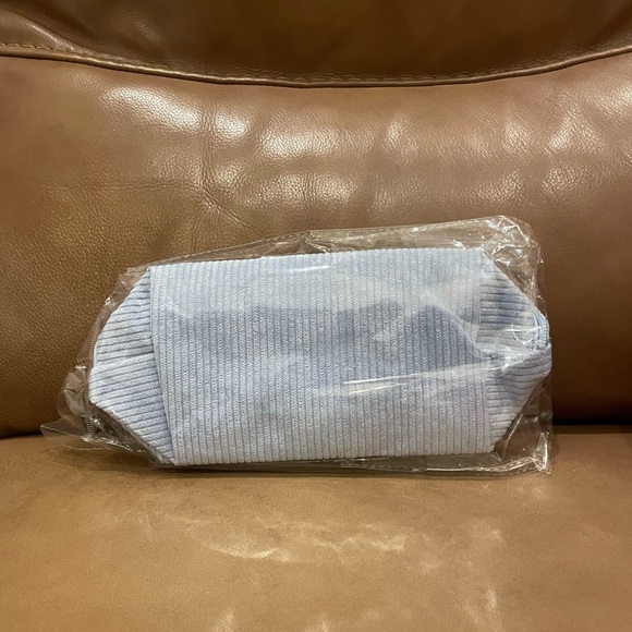 SANRIO CINNAMONROLL COSMETIC POUCH *NEW* - Picture 7 of 11